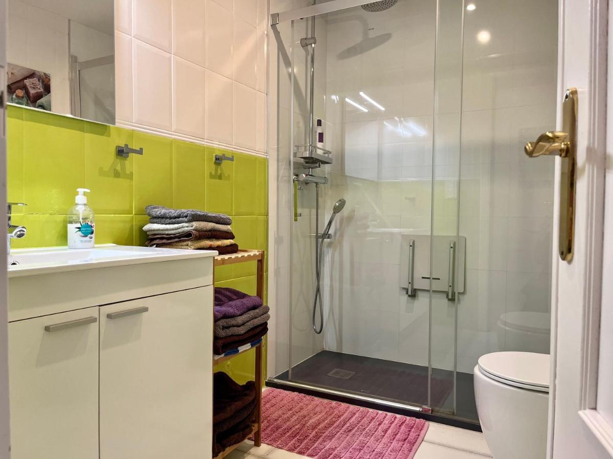 Apartment On The Beach With Parking And Pool Calpe Ngoại thất bức ảnh