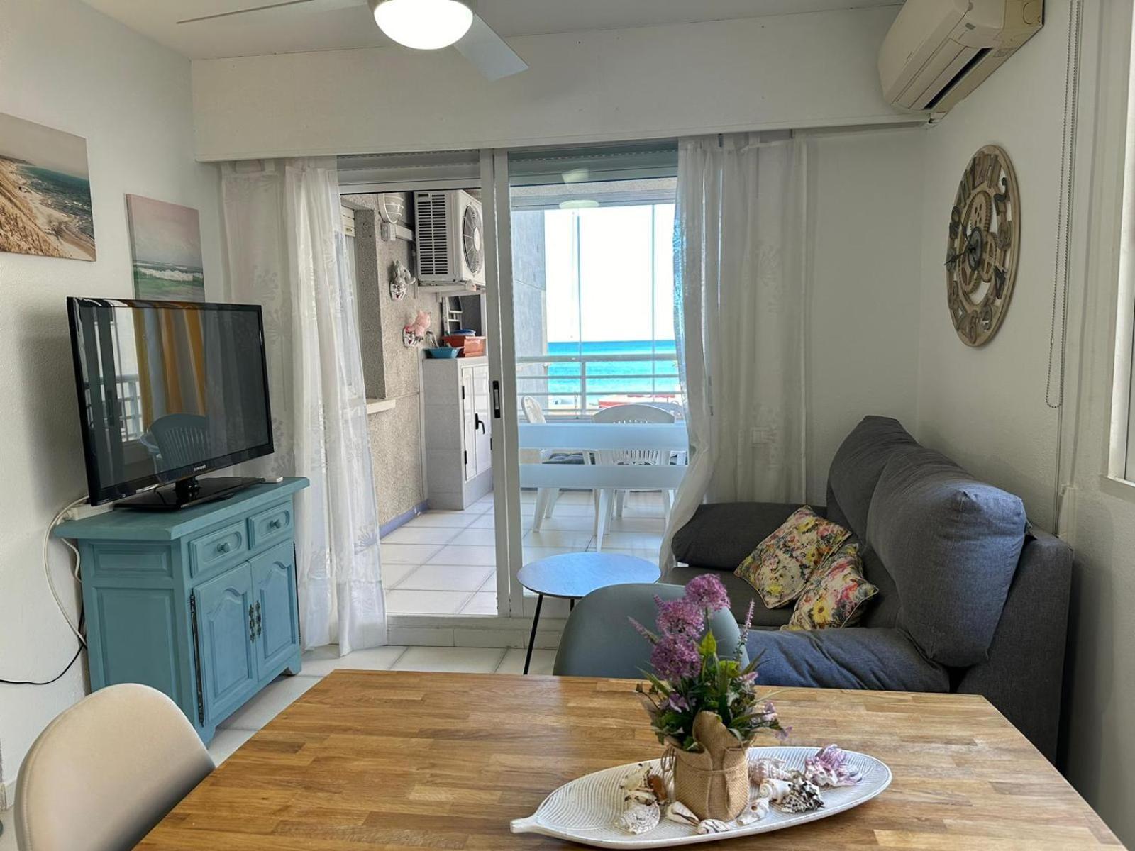 Apartment On The Beach With Parking And Pool Calpe Ngoại thất bức ảnh