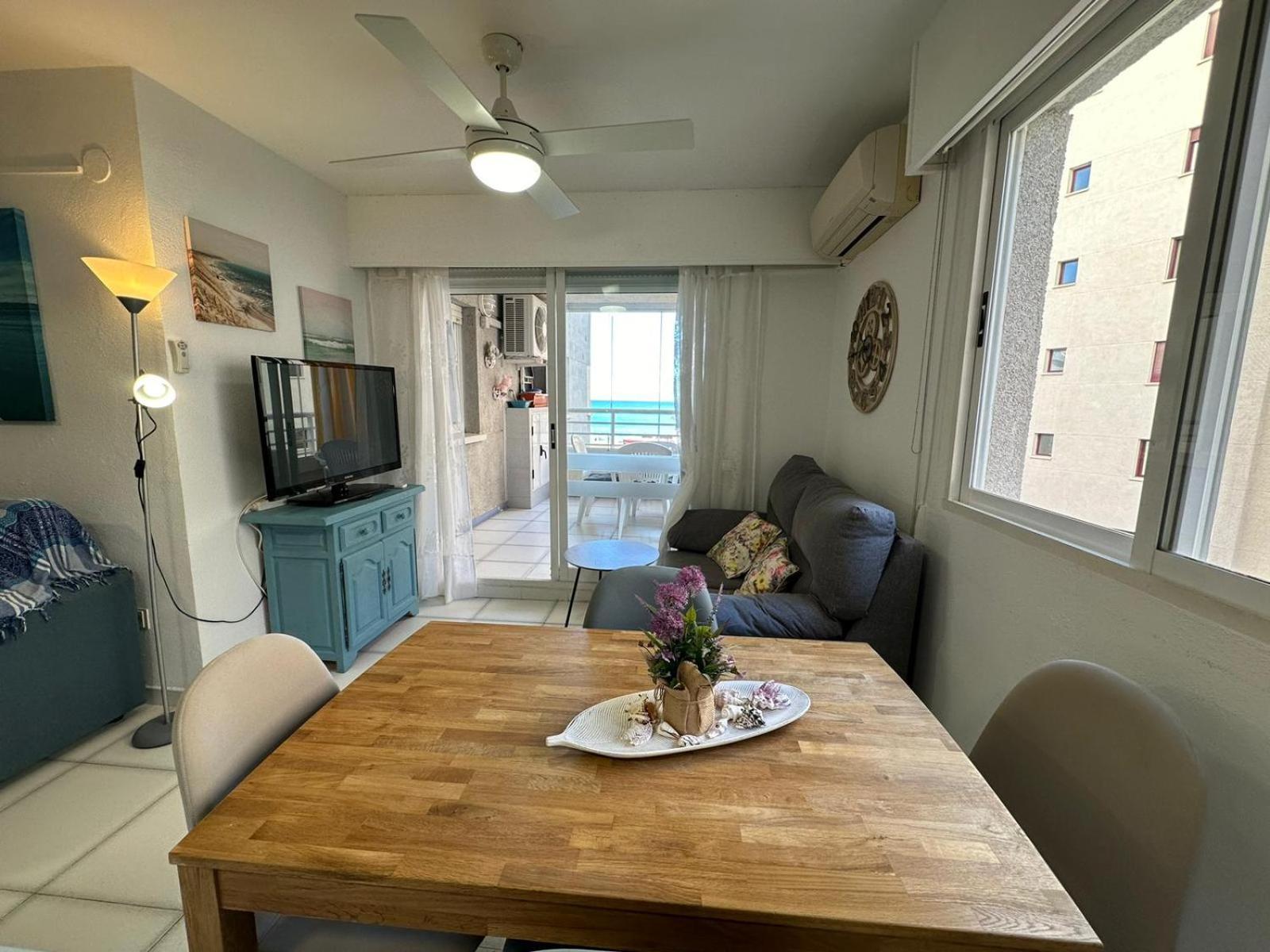 Apartment On The Beach With Parking And Pool Calpe Ngoại thất bức ảnh
